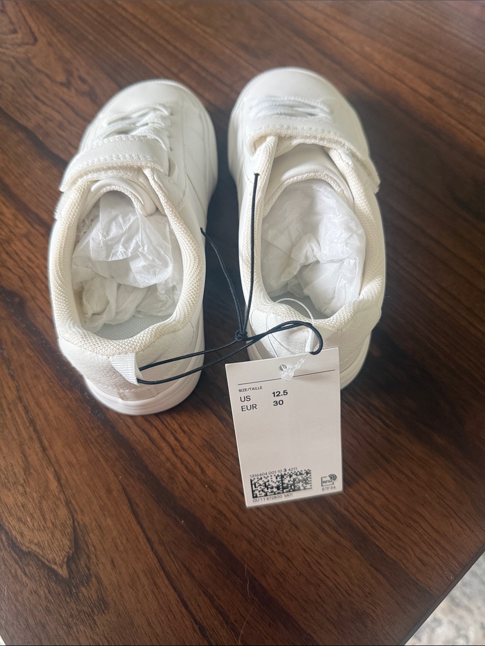H& M Kids White Velcro Sneakers size 12.5